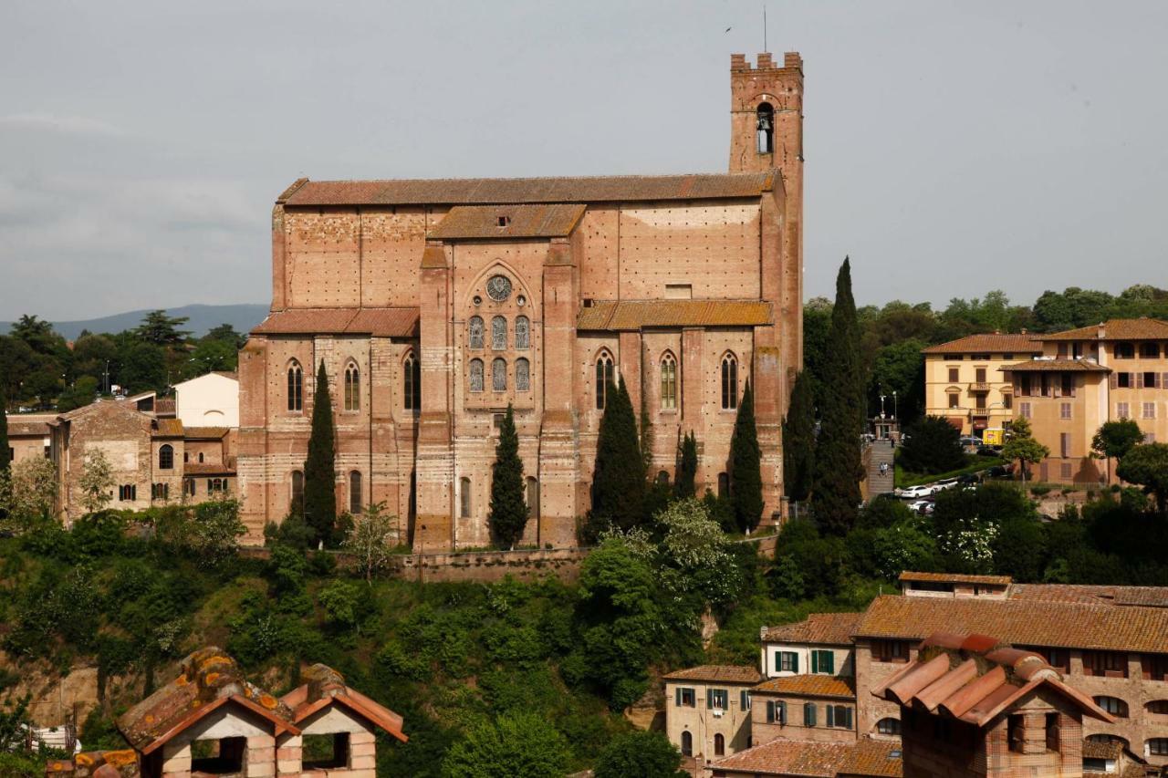 Casa Vezzosa Lägenhet Siena Exteriör bild
